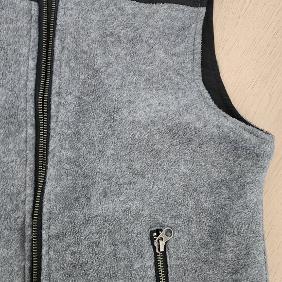 Women's Roots Black and Gray reversible Vest - Picture 11 of 11